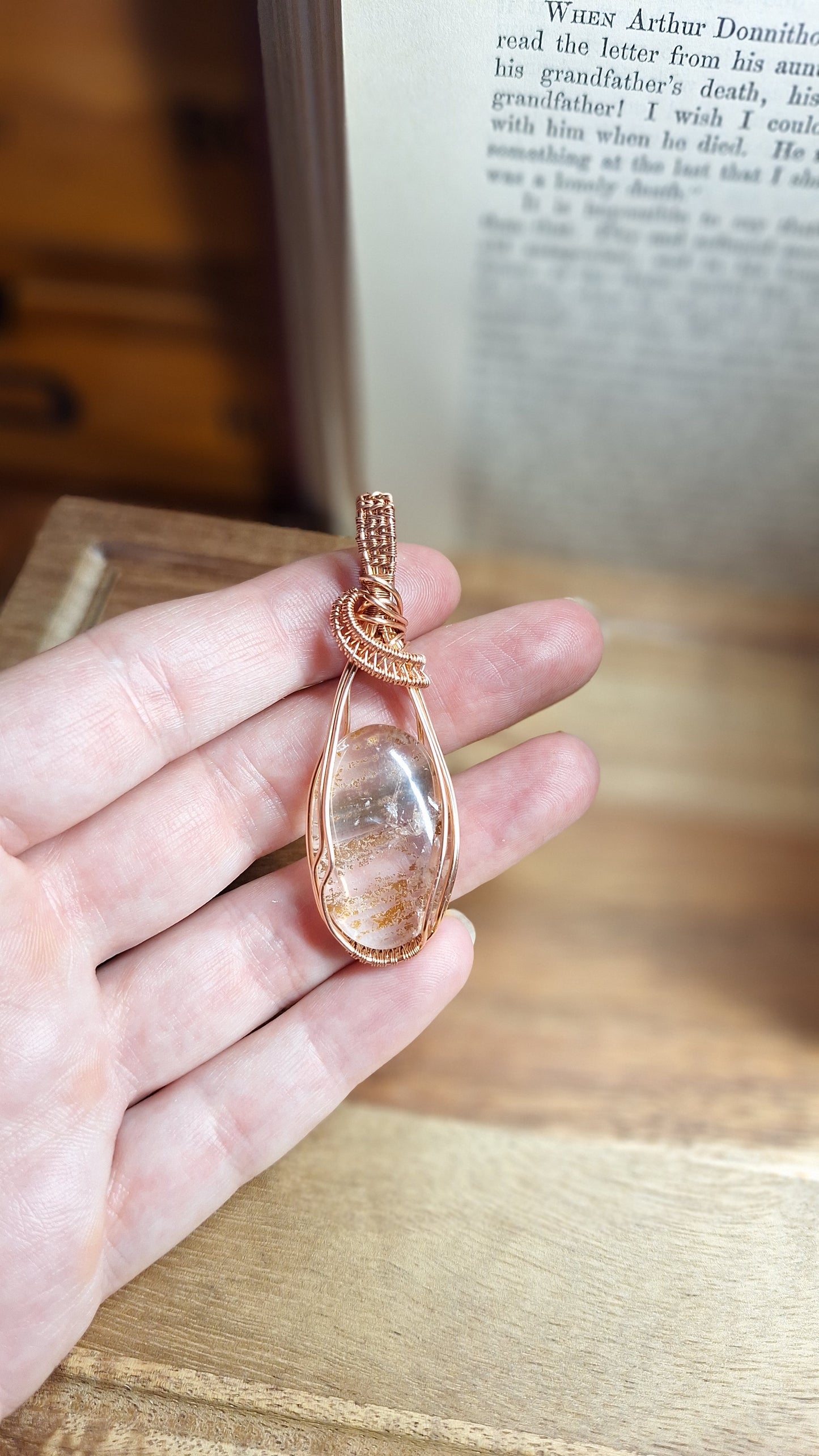 Kettenanhänger mit Phantomquarz