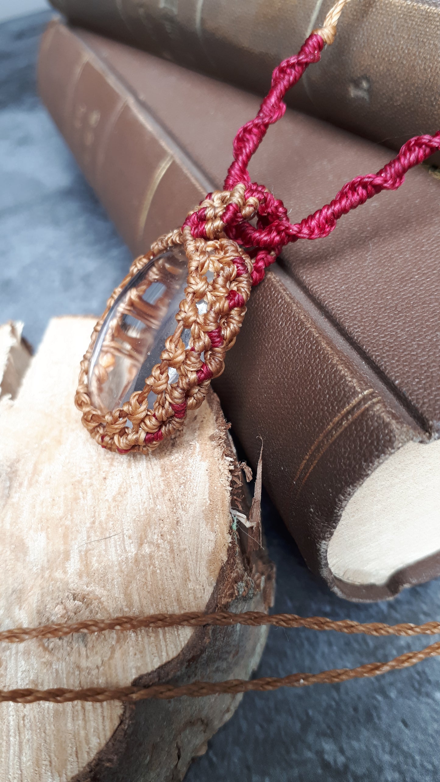 Makramee Kette mit klaren Bergkristall