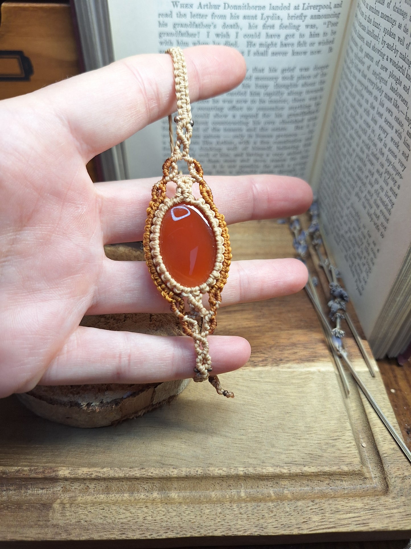 Makramee Armband mit Karneol