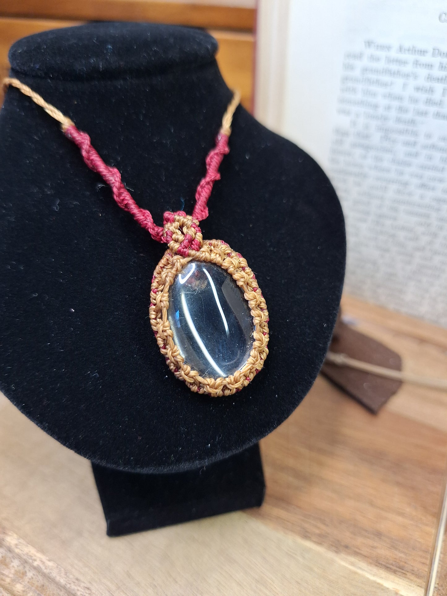 Makramee Kette mit klaren Bergkristall