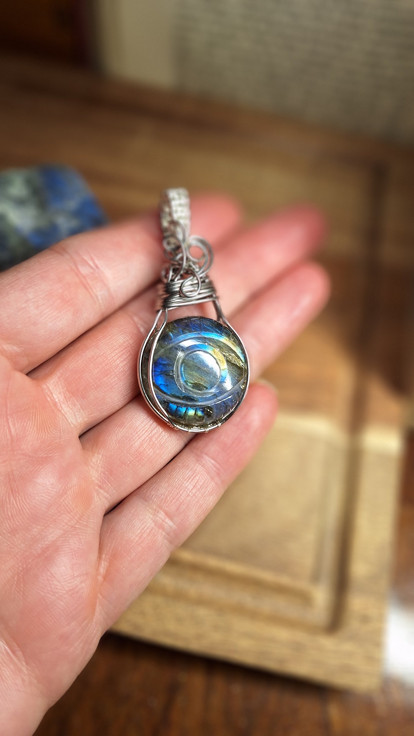 Schutzanhänger mit Labradorit