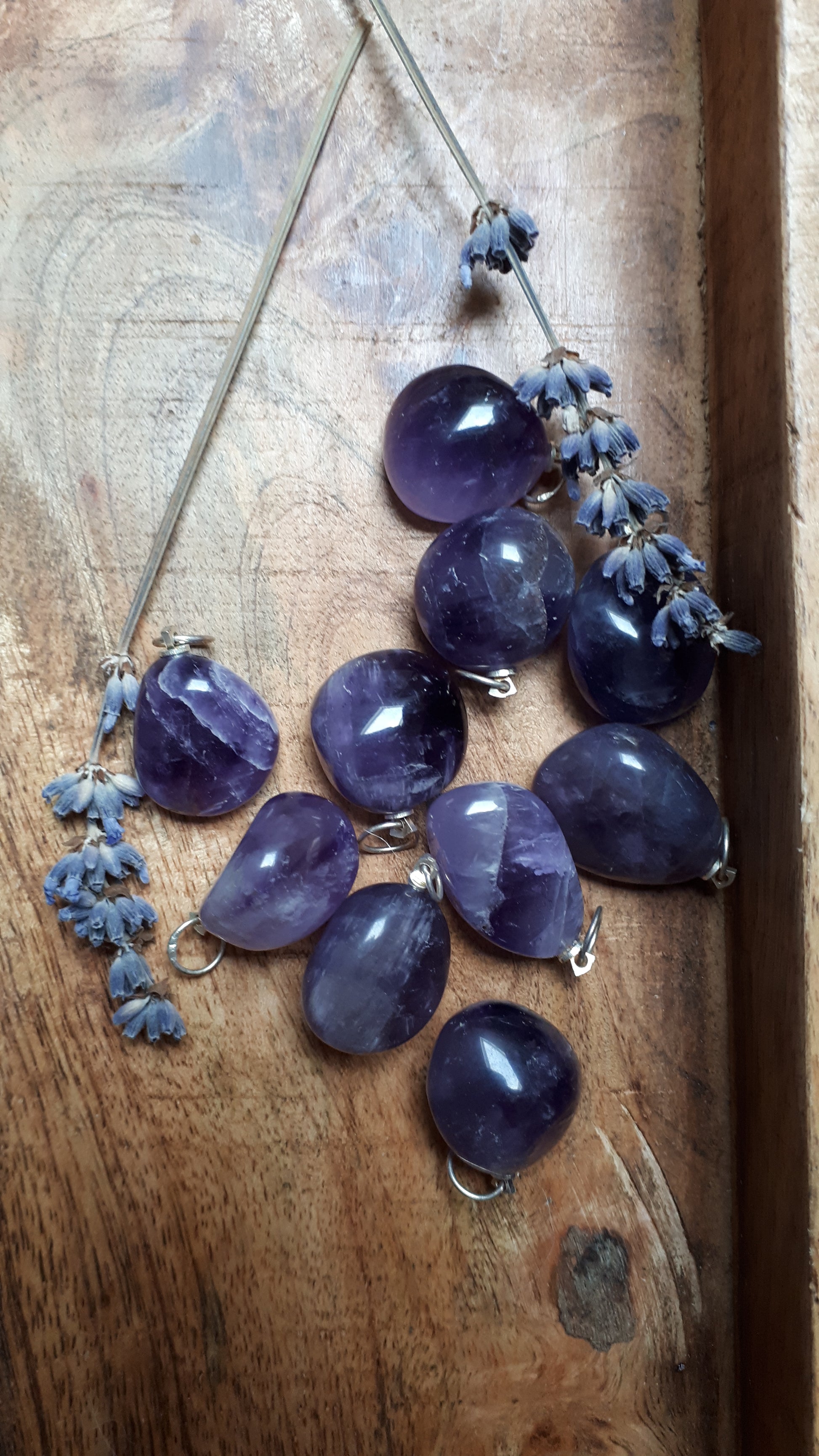 Amethyst Anhänger mit silberner Kettenöse
