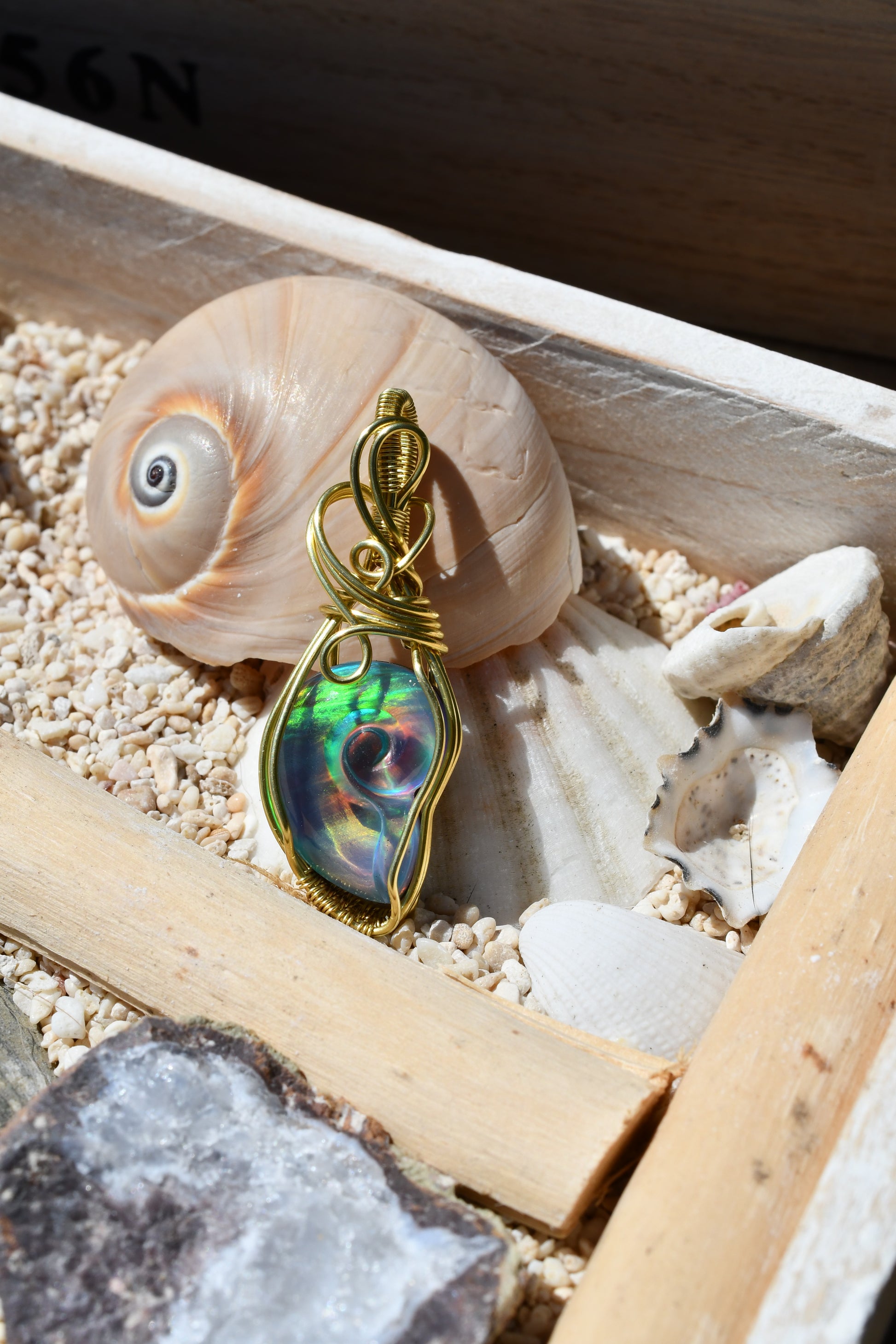 Aurora Opal Muschelanhänger 16a_1