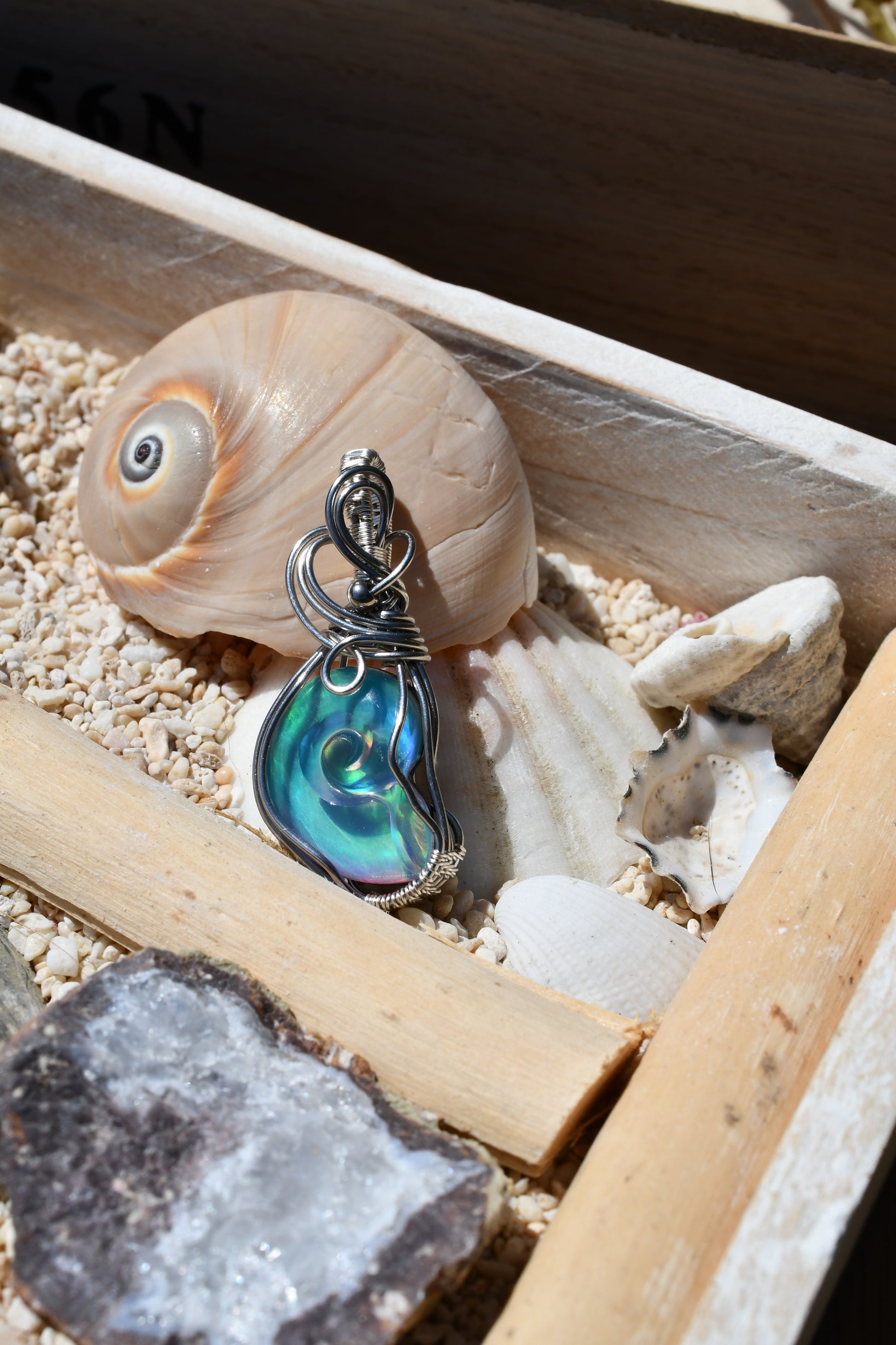 Aurora Opal Muschelanhänger 16b_1