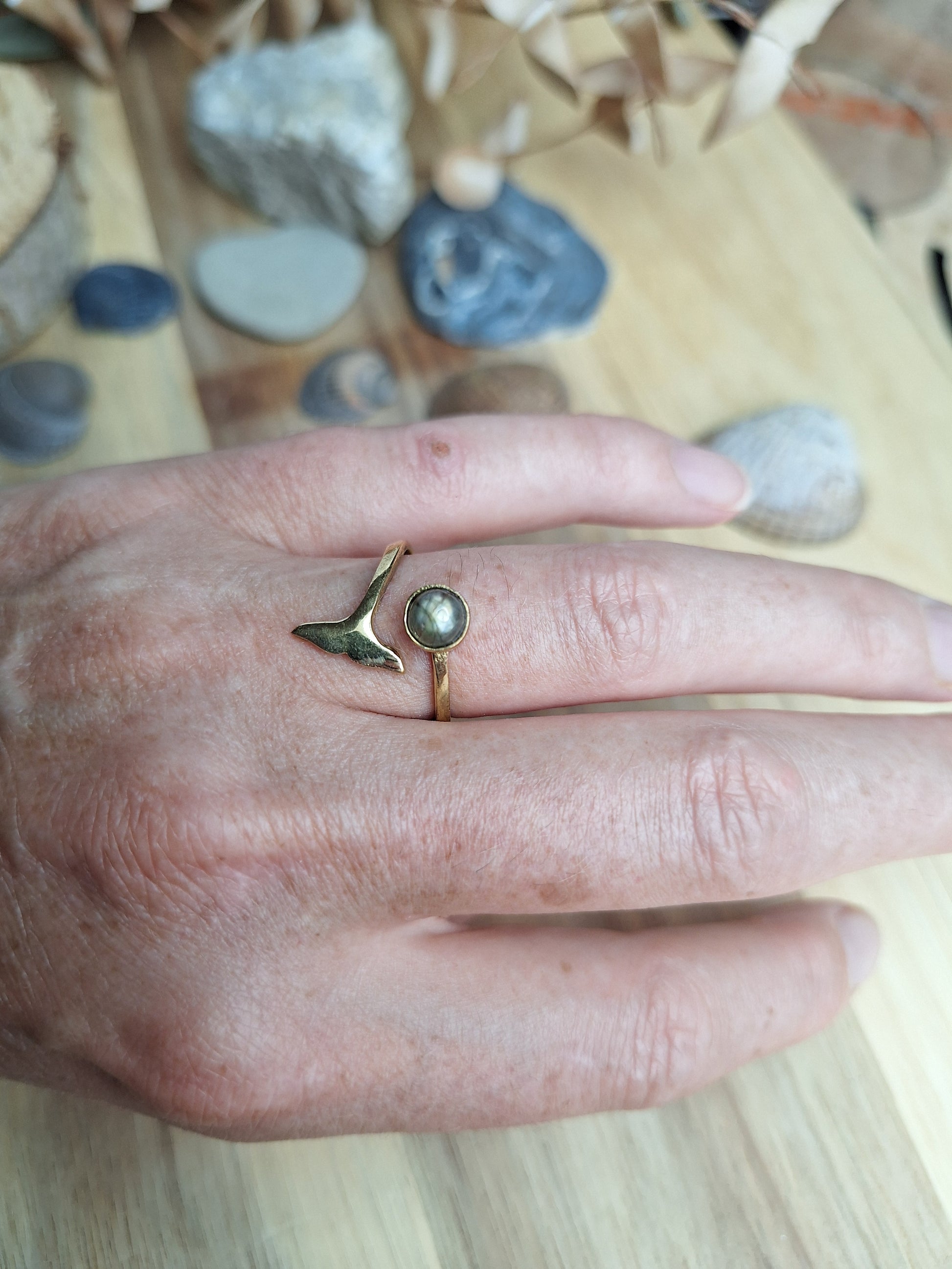 Fingerring mit Walfluke11