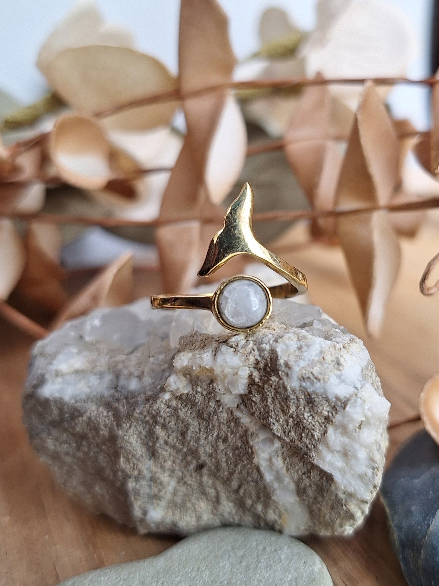 Fingerring mit Walfluke4