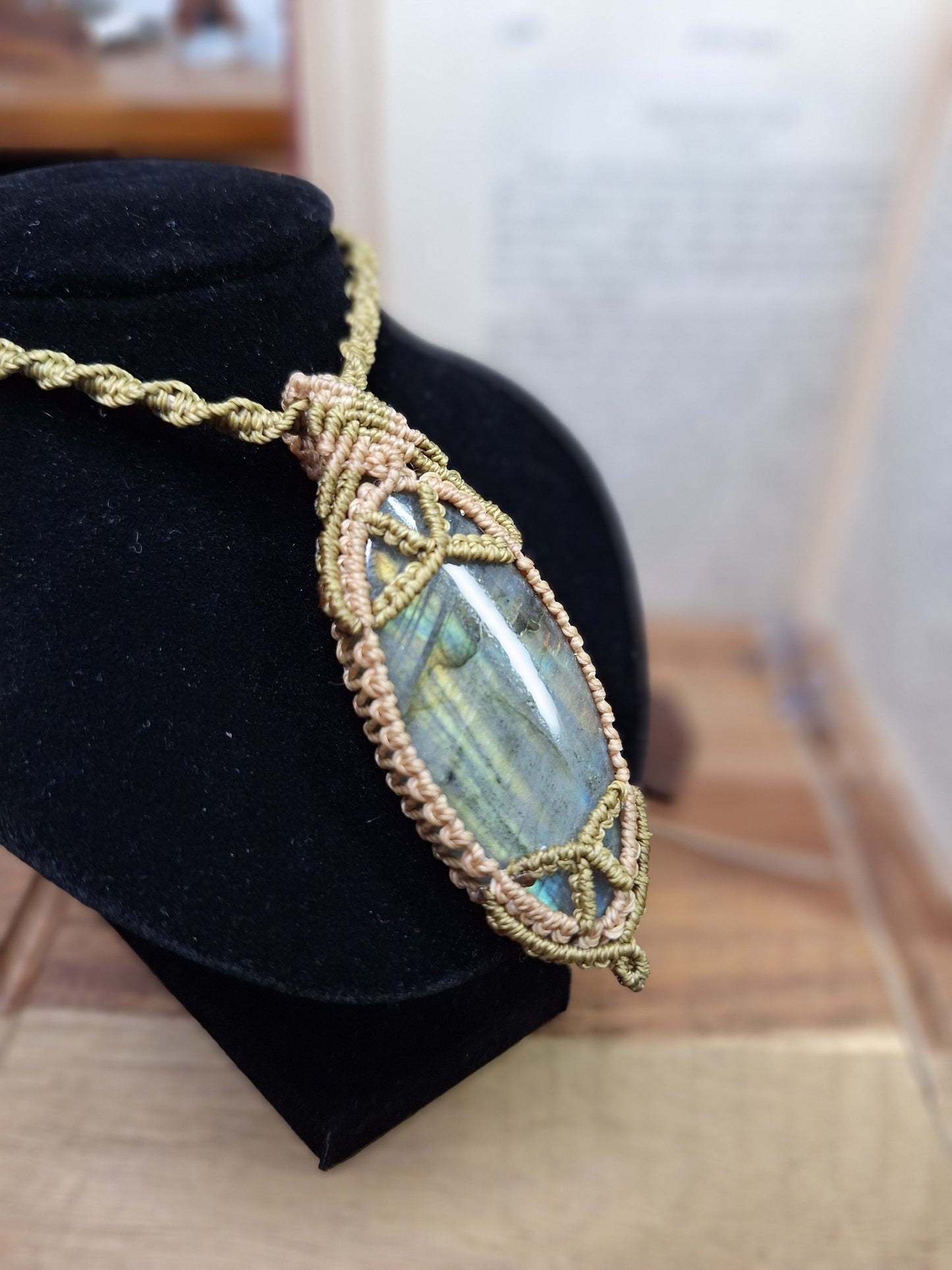 Kette mit Marquise Labradorit