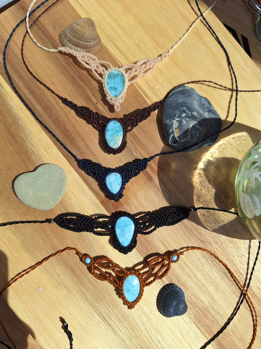 Makramee Choker mit Larimar