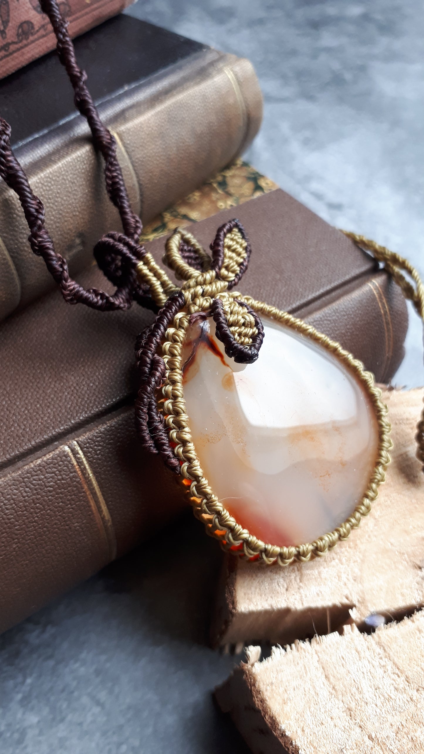 Makramee Kette mit Karneol