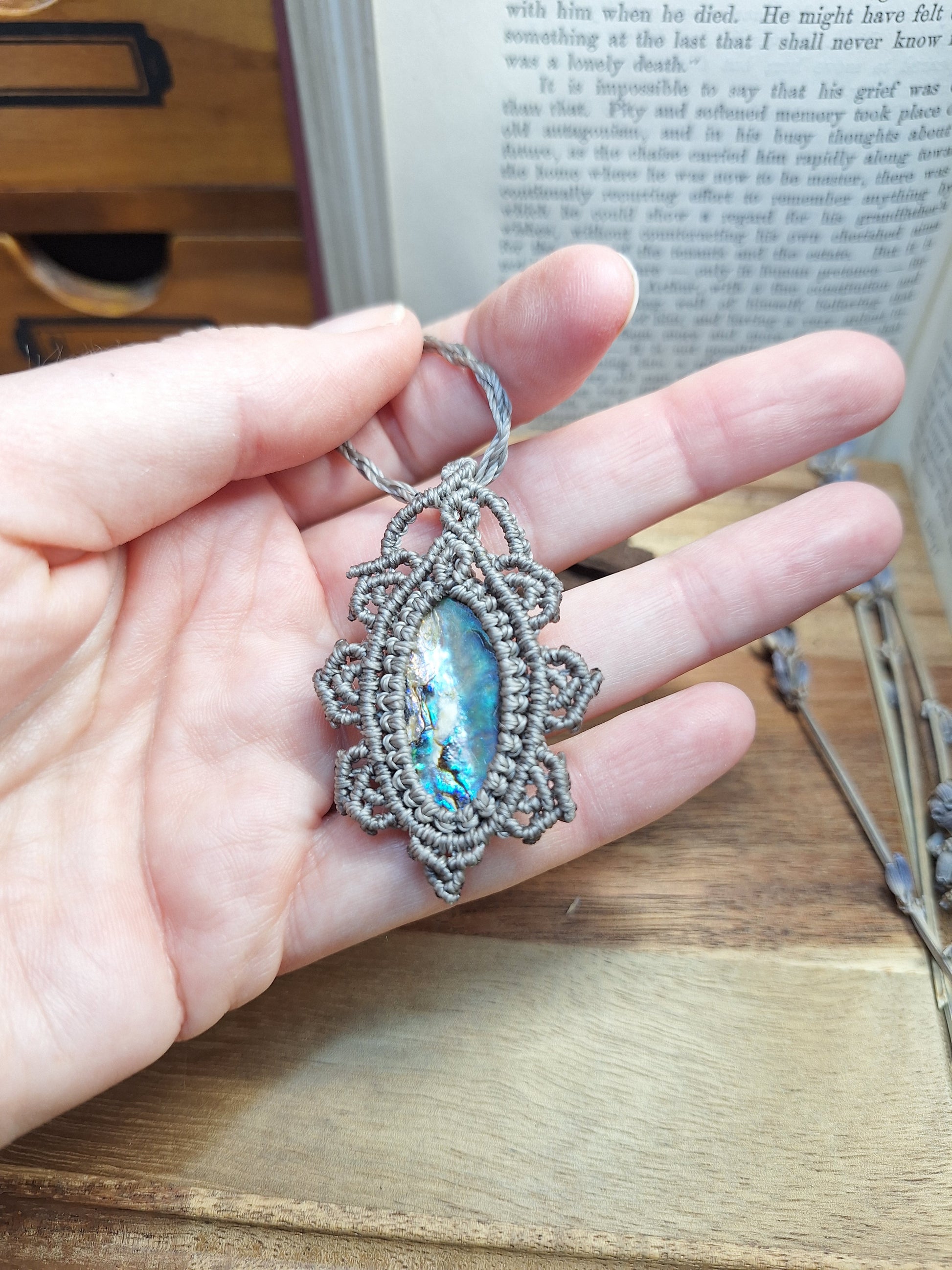 Makramee Kette mit Abalone