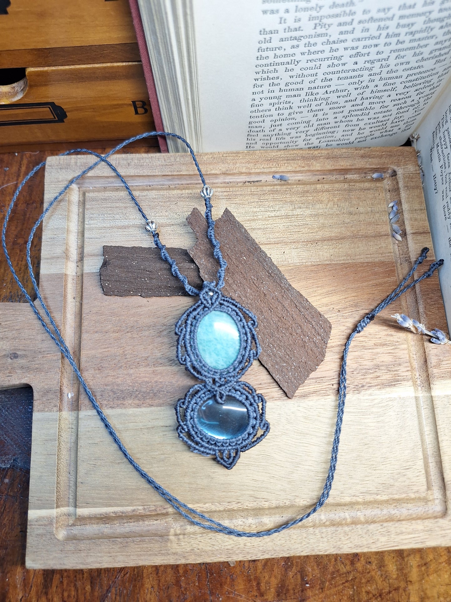 Makramee Kette mit Amazonit und Aura Quarz3