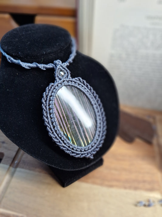 Makramee Kette mit gestreiften Labradorit