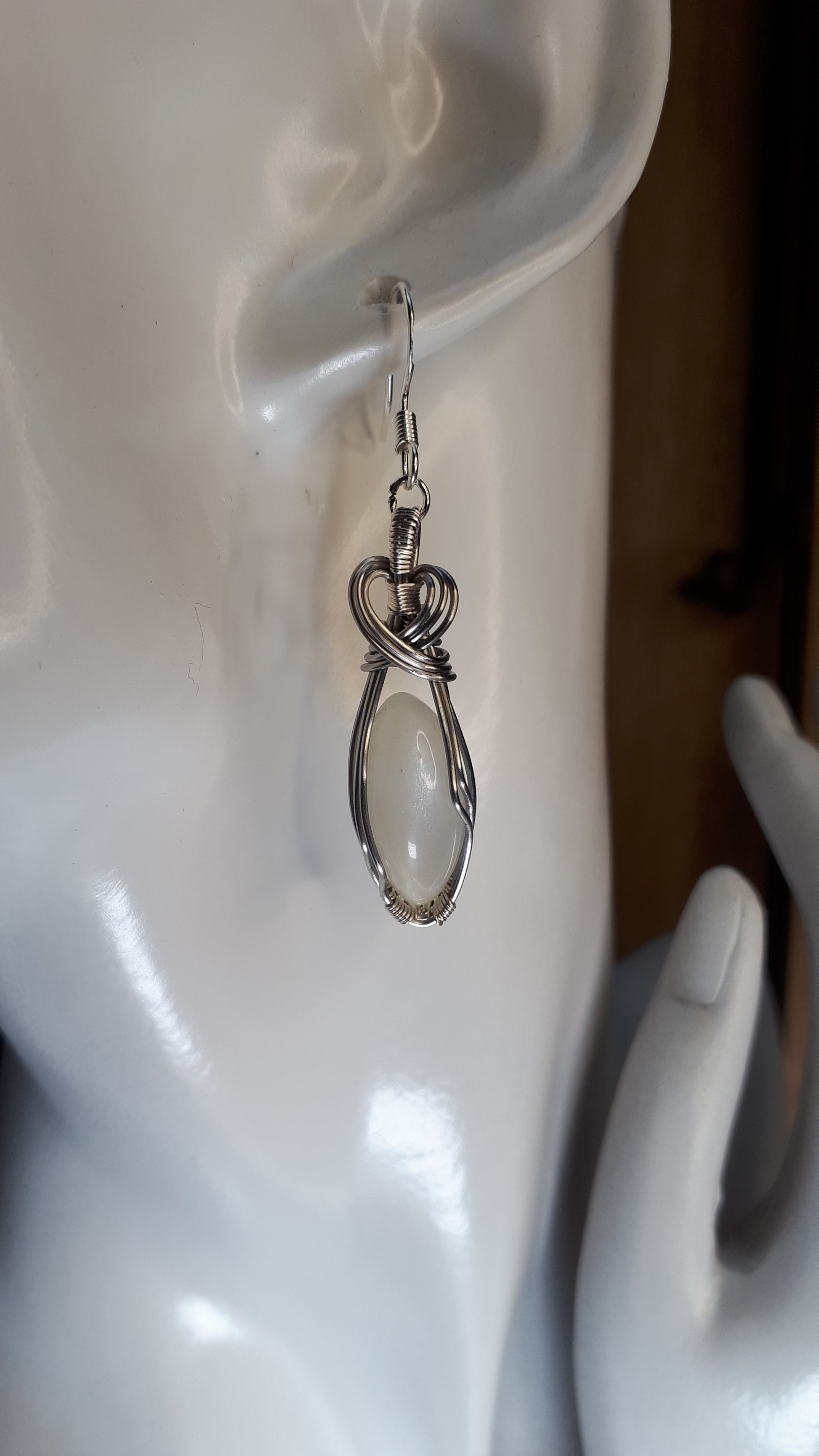 Mondstein Ohrhänger mit Silberhaken