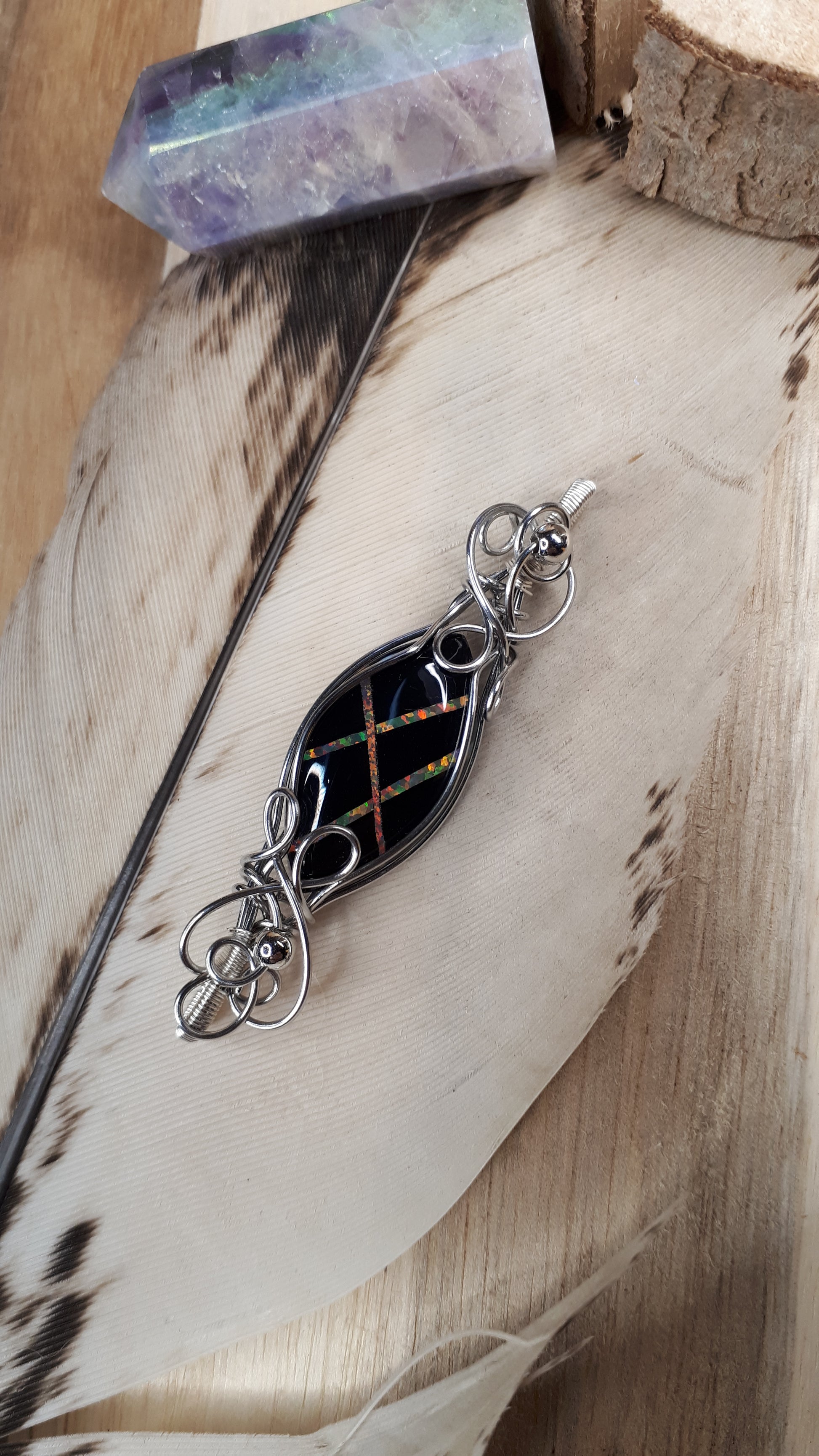 Onyx - Aurora Opal Anhänger aus Edelstahldraht