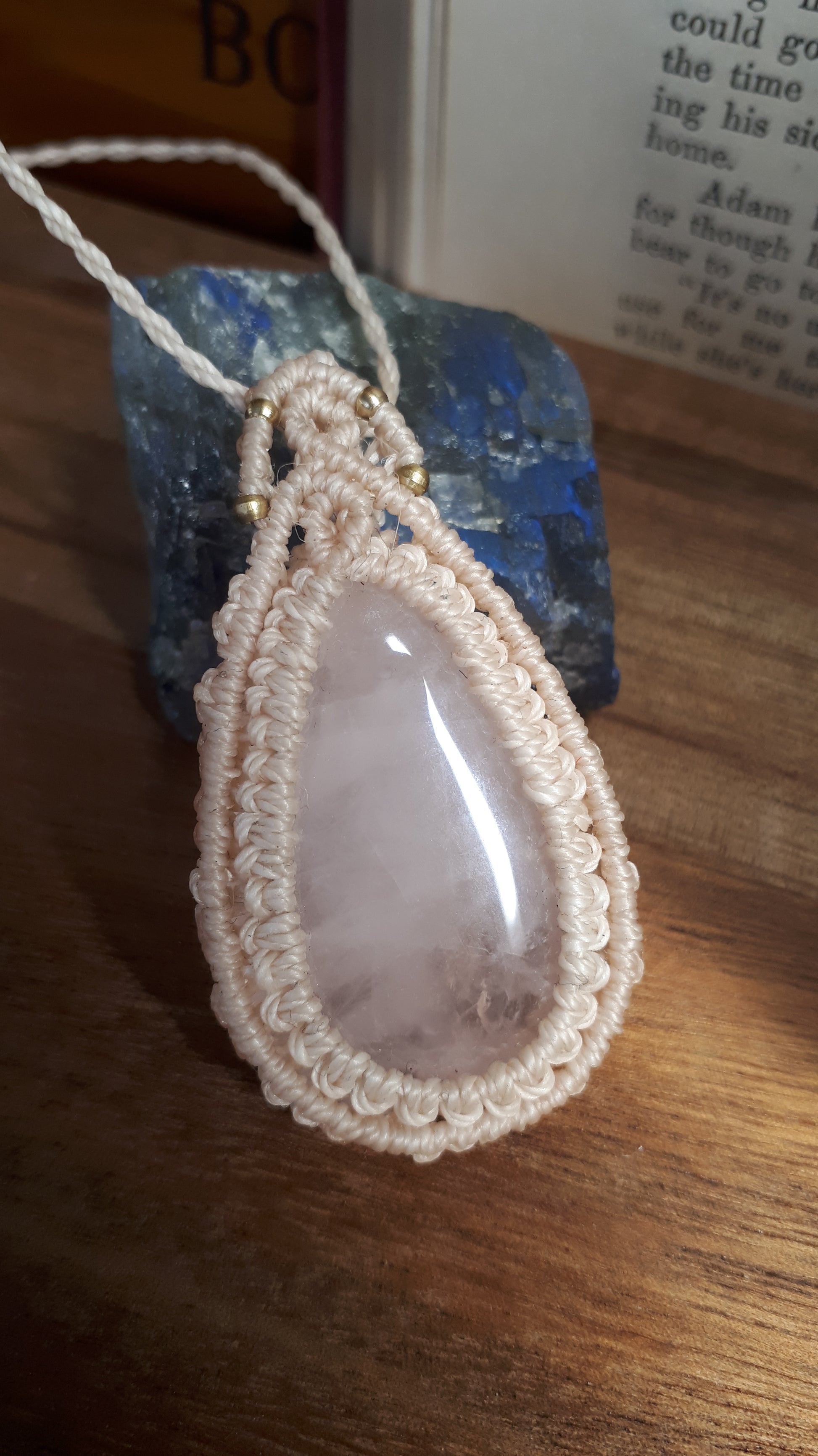 Zarte Kette mit Rosenquarz
